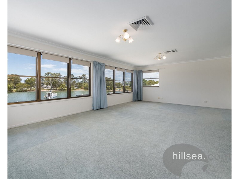 47 Lindsay Parade, Paradise Point QLD 4216