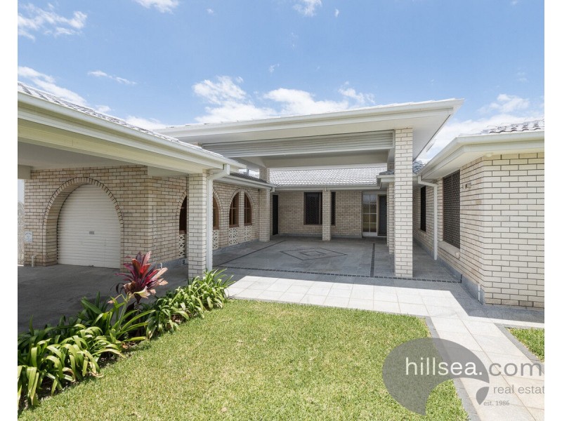 47 Lindsay Parade, Paradise Point QLD 4216