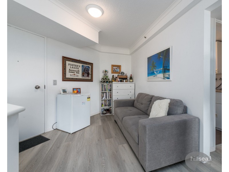 18/452 Marine Parade, Biggera Waters QLD 4216