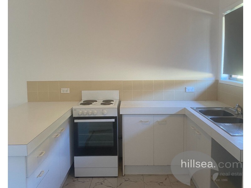 2/41 Botanical Drive, Labrador QLD 4215