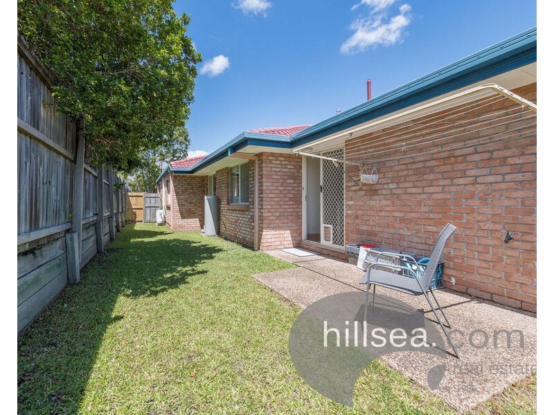 2/9 Jacqueline Avenue, Labrador QLD 4215