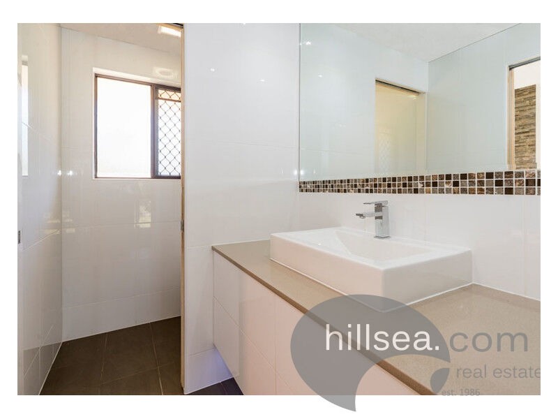 15 Hansford Road, Coombabah QLD 4216