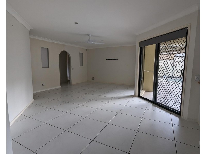 4 Citie Drive, Coombabah QLD 4216