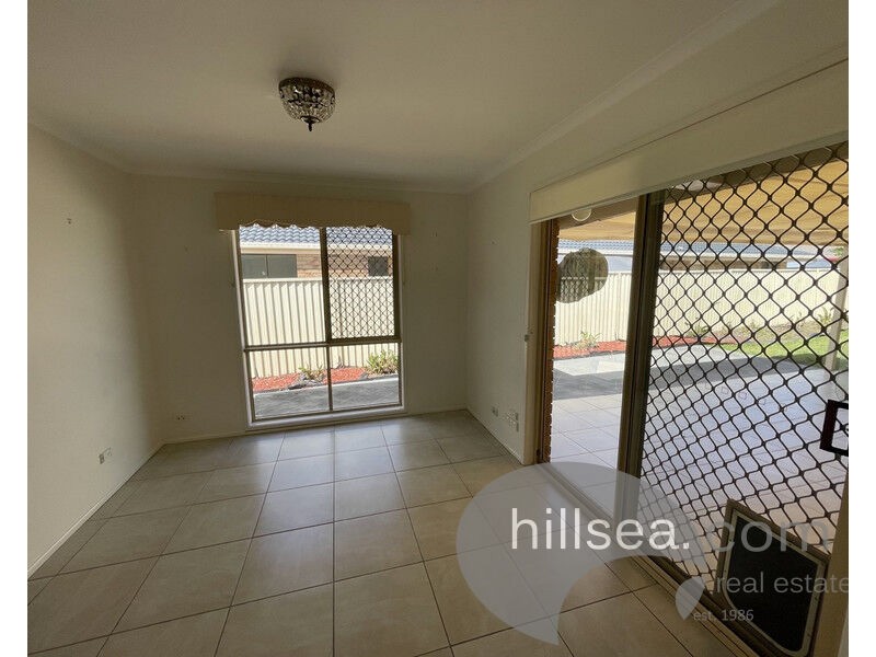 73 Allied Drive, Arundel QLD 4214