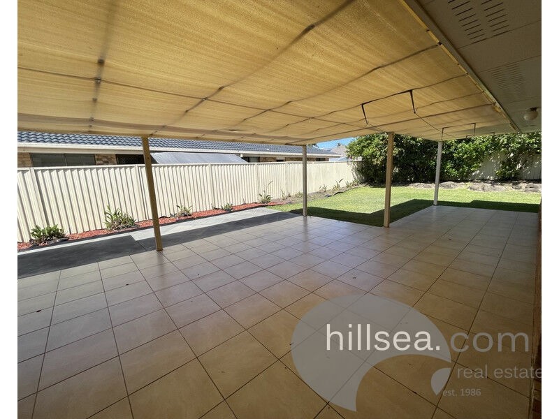 73 Allied Drive, Arundel QLD 4214