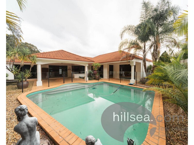 69 Arun Drive, Arundel QLD 4214