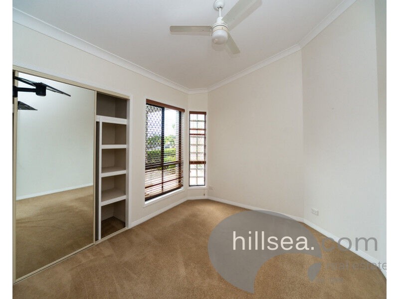 69 Arun Drive, Arundel QLD 4214