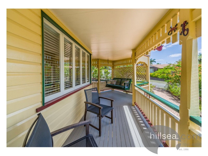 28 Tamworth Drive, Helensvale QLD 4212