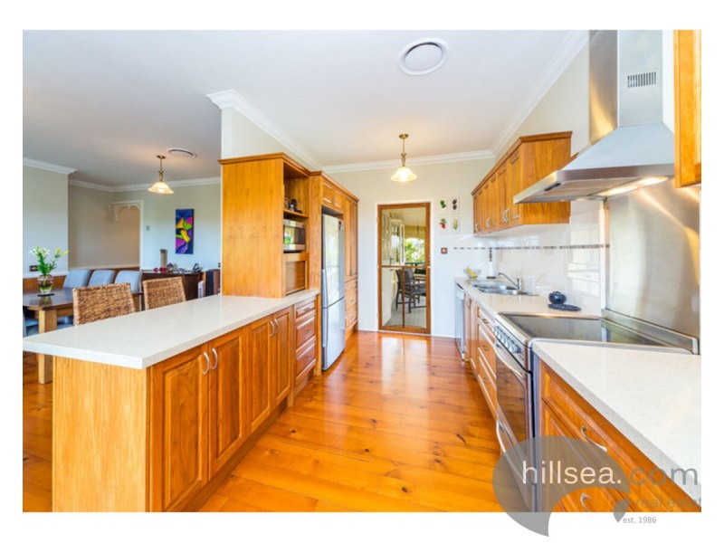 28 Tamworth Drive, Helensvale QLD 4212