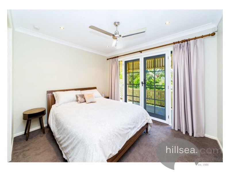 28 Tamworth Drive, Helensvale QLD 4212