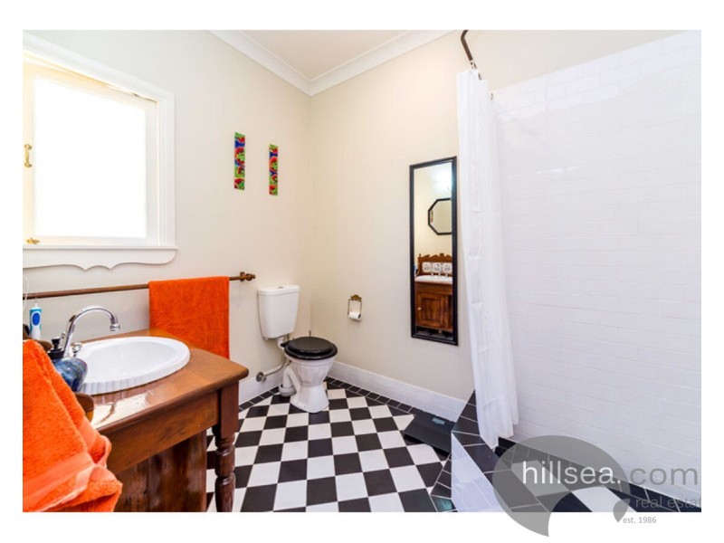 28 Tamworth Drive, Helensvale QLD 4212