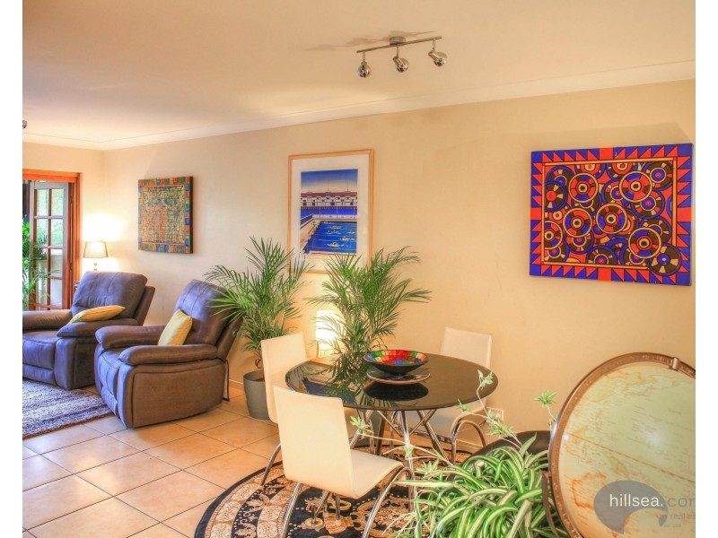 17/89-91 Bayview Street, Runaway Bay QLD 4216