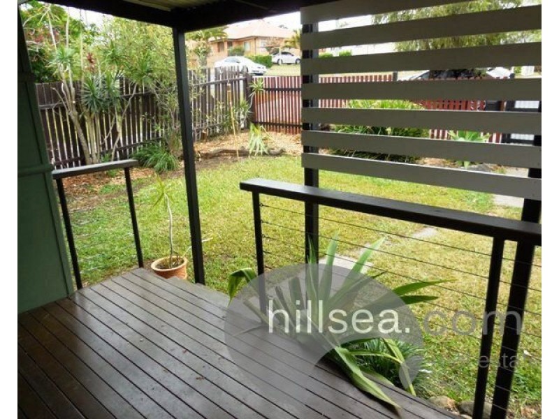 31 Kerr Avenue, Southport QLD 4215