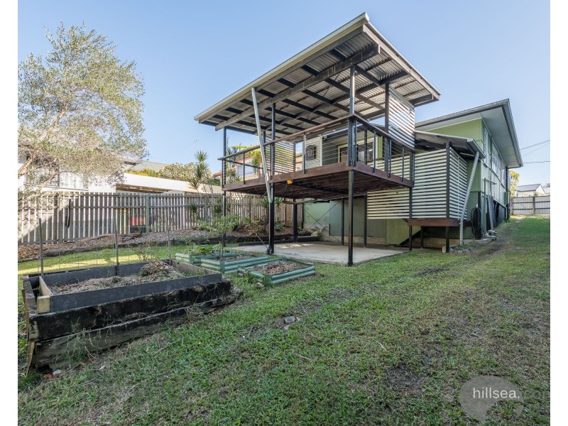 31 Kerr Avenue, Southport QLD 4215
