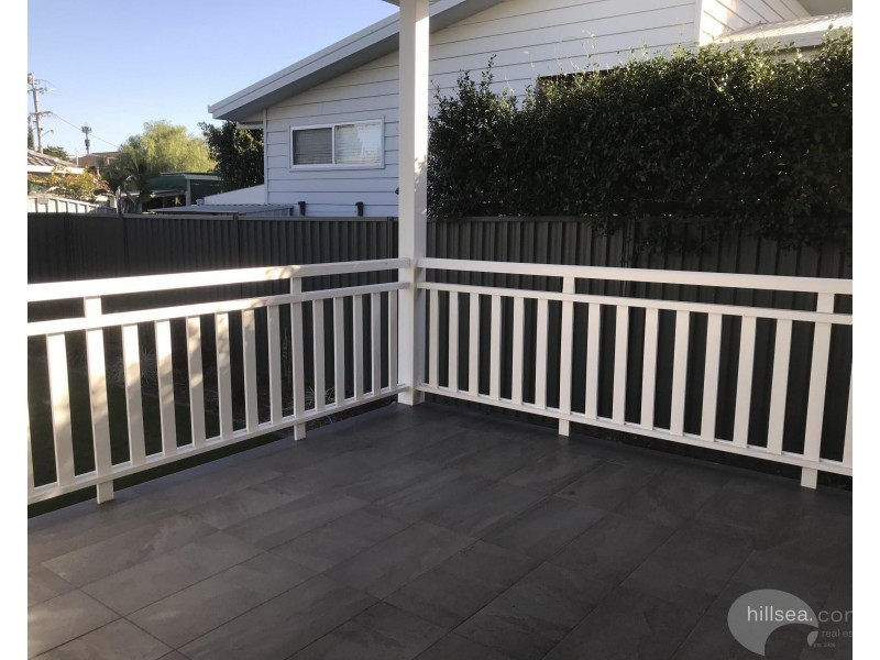 50 Bruce Avenue, Paradise Point QLD 4216