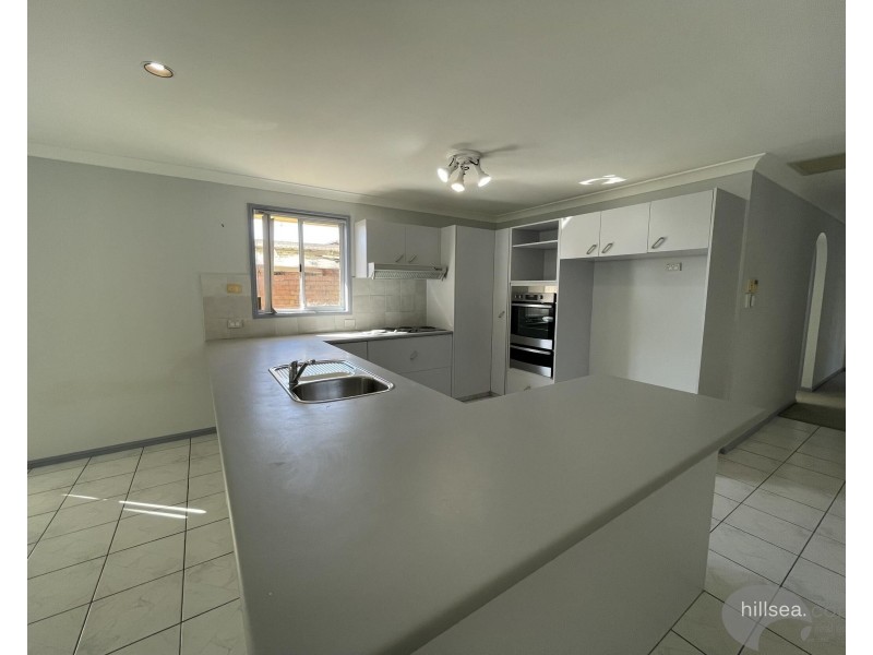 6 Salvia Street, Hollywell QLD 4216