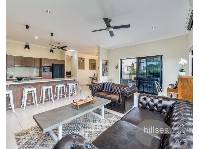 114 Ormeau Ridge Road, Ormeau Hills QLD 4208
