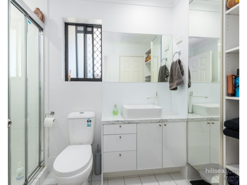 34/452 Marine Parade, Biggera Waters QLD 4216