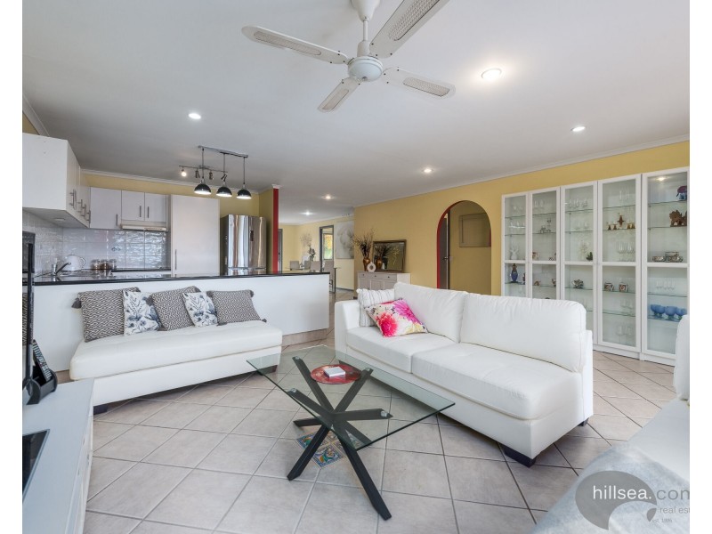 2/12 Possum Crescent, Coombabah QLD 4216