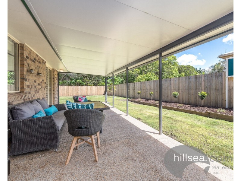 8 Cootharaba Drive, Helensvale QLD 4212