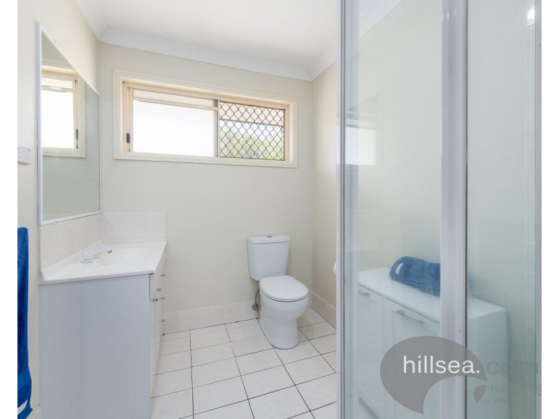 8 Cootharaba Drive, Helensvale QLD 4212
