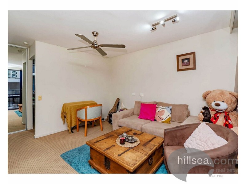 56/2877 Gold Coast Highway, Surfers Paradise QLD 4217