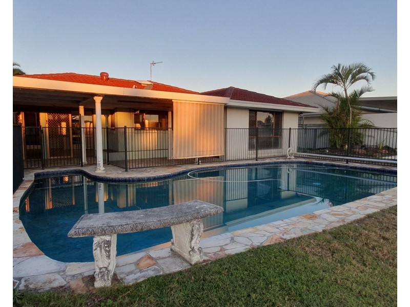 60 O’Grady Drive, Paradise Point QLD 4216