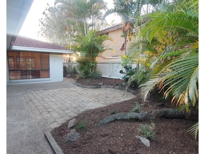 60 O’Grady Drive, Paradise Point QLD 4216