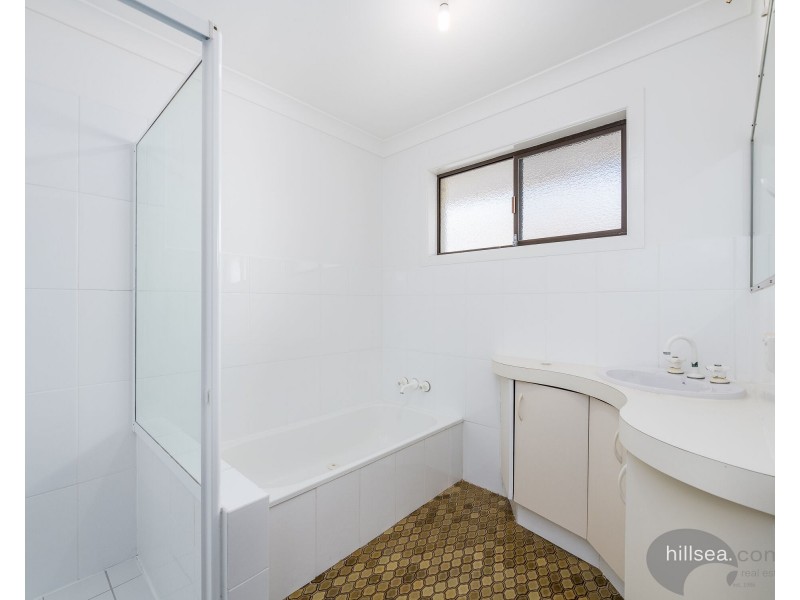 60 O’Grady Drive, Paradise Point QLD 4216