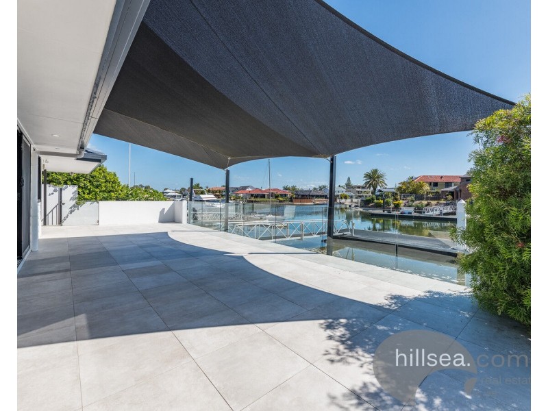 359 Bayview Street, Hollywell QLD 4216