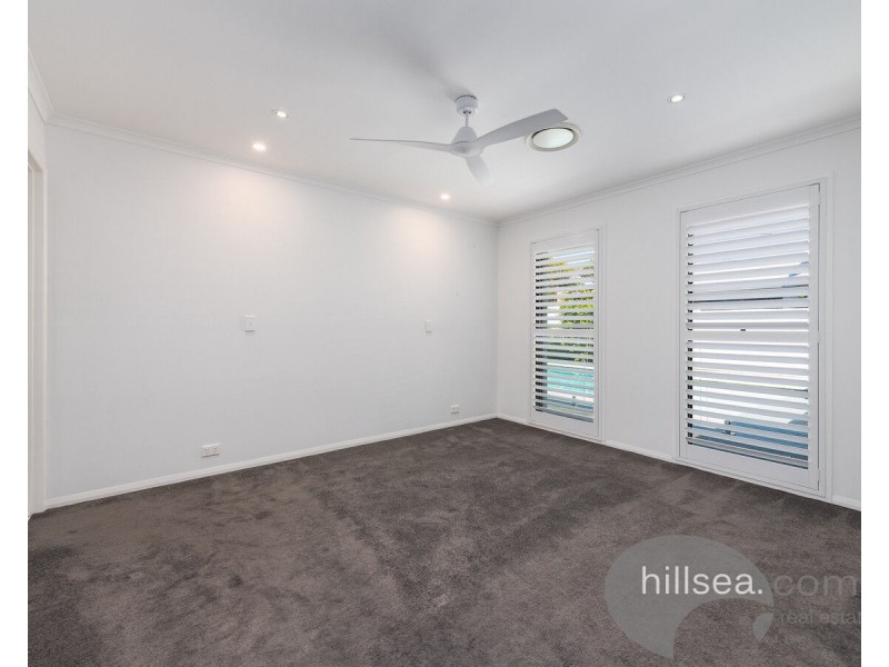 359 Bayview Street, Hollywell QLD 4216
