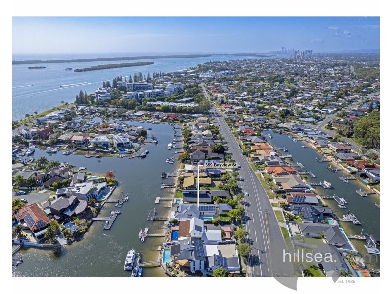 359 Bayview Street, Hollywell QLD 4216