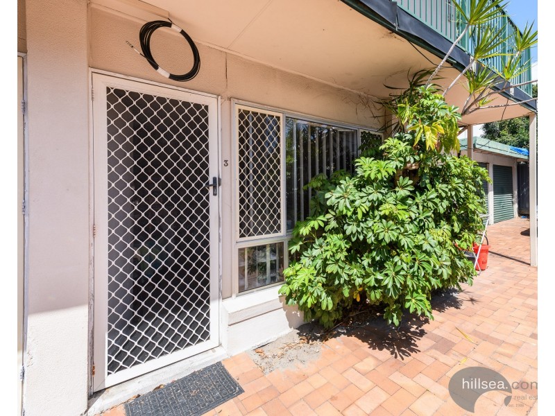 3/24 Darrambal Street, Chevron Island QLD 4217