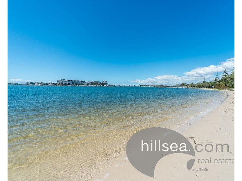 18/48 The Esplanade, Paradise Point QLD 4216