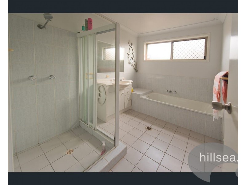 11 Numbat Court, Coombabah QLD 4216