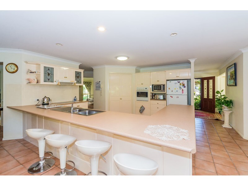 76 Arnold Palmer Drive, Parkwood QLD 4214