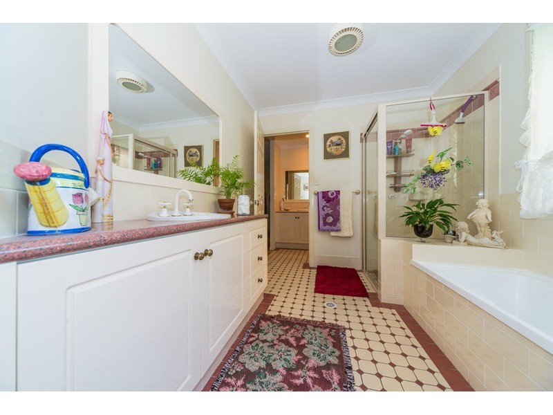 76 Arnold Palmer Drive, Parkwood QLD 4214