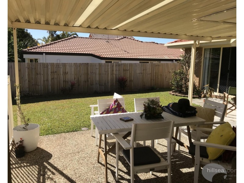 43 Desert Falls Crescent, Parkwood QLD 4214