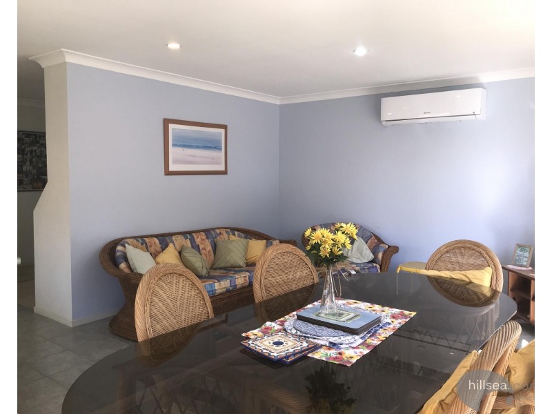 43 Desert Falls Crescent, Parkwood QLD 4214