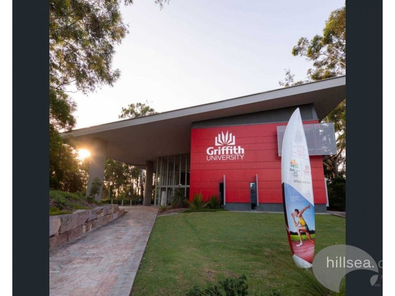 43 Desert Falls Crescent, Parkwood QLD 4214