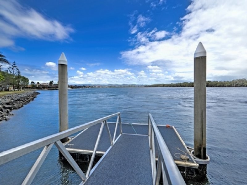 13/8 Paradise Parade, Paradise Point QLD 4216