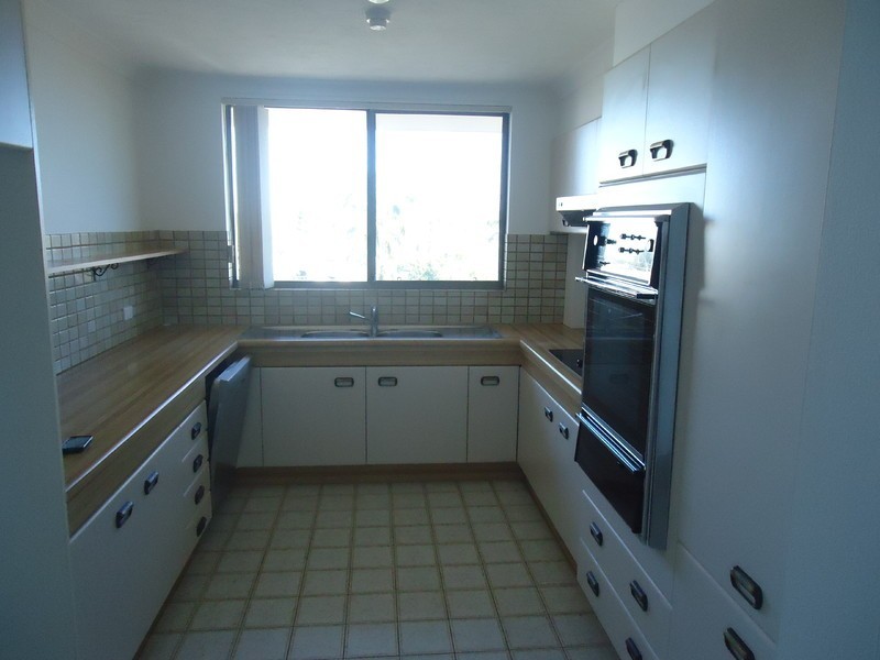 13/8 Paradise Parade, Paradise Point QLD 4216