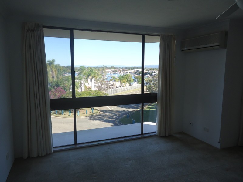 13/8 Paradise Parade, Paradise Point QLD 4216