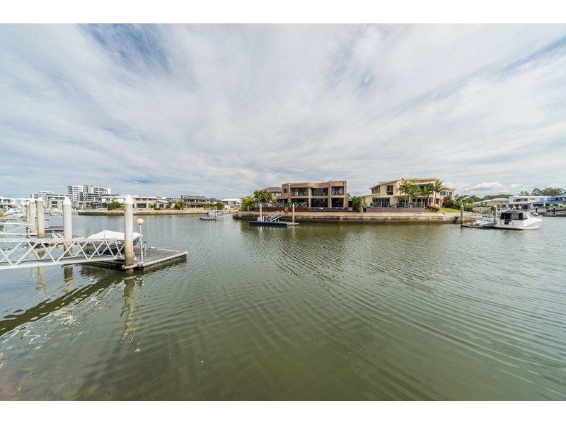 50 East Quay Drive, Biggera Waters QLD 4216