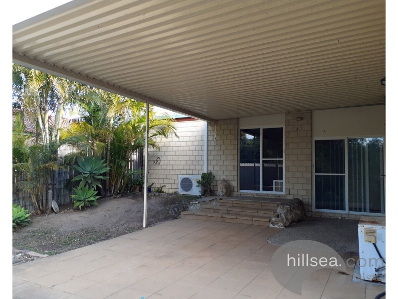 24 Manra Way, Pacific Pines QLD 4211