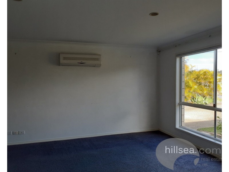 24 Manra Way, Pacific Pines QLD 4211
