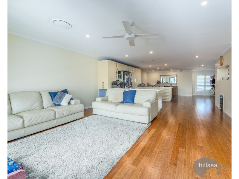 2/33 Kangaroo Avenue, Coombabah QLD 4216