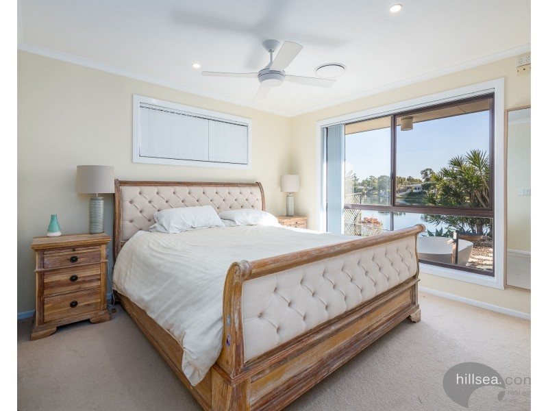 2/33 Kangaroo Avenue, Coombabah QLD 4216