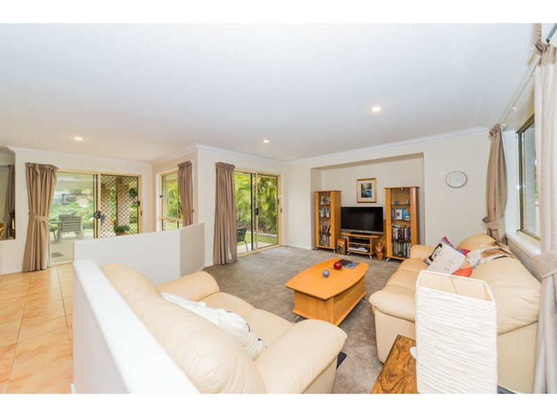 5 O’Brien Court, Arundel QLD 4214