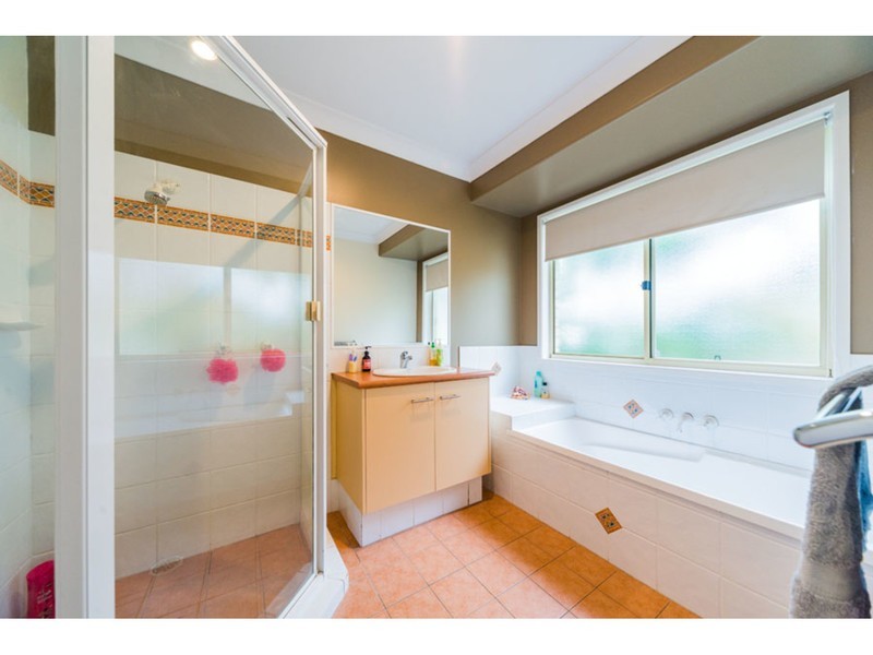 5 O’Brien Court, Arundel QLD 4214